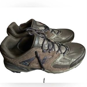 Columbia Men's Hiking shoe SZ 12